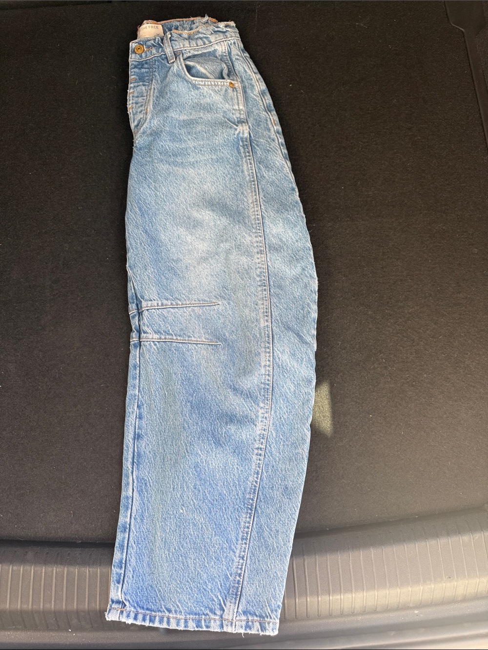 Free People Light Blue barrel Jeans